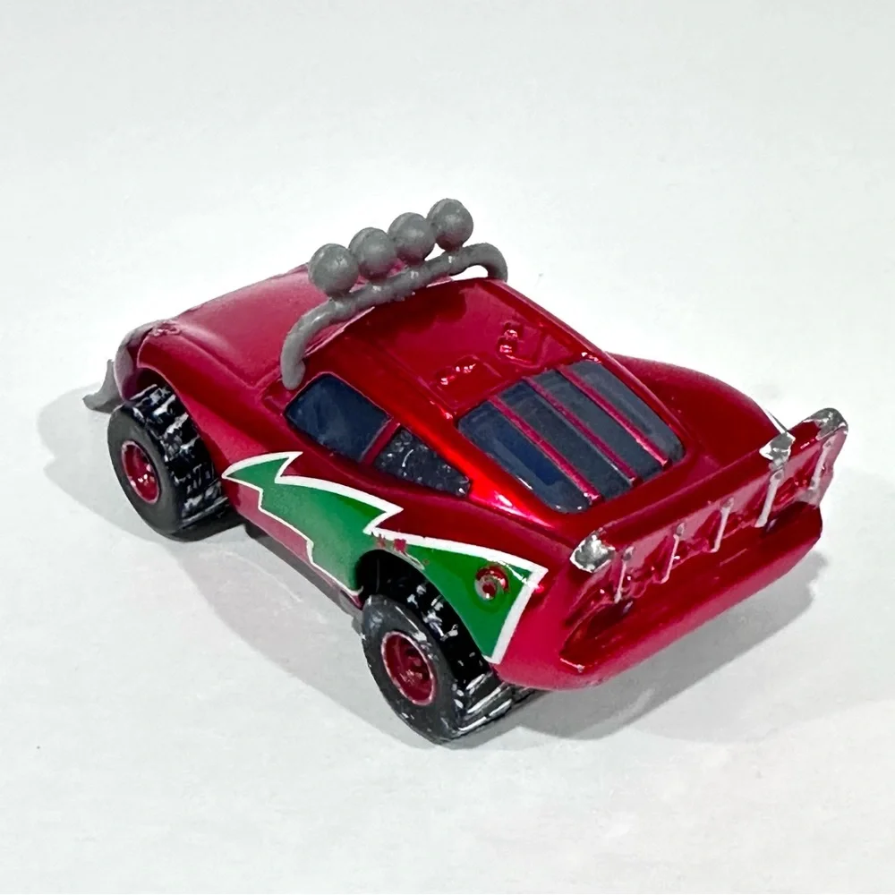 Disney Cars Winter Lightning McQueen w/ Snow Plow Die-cast Mattel